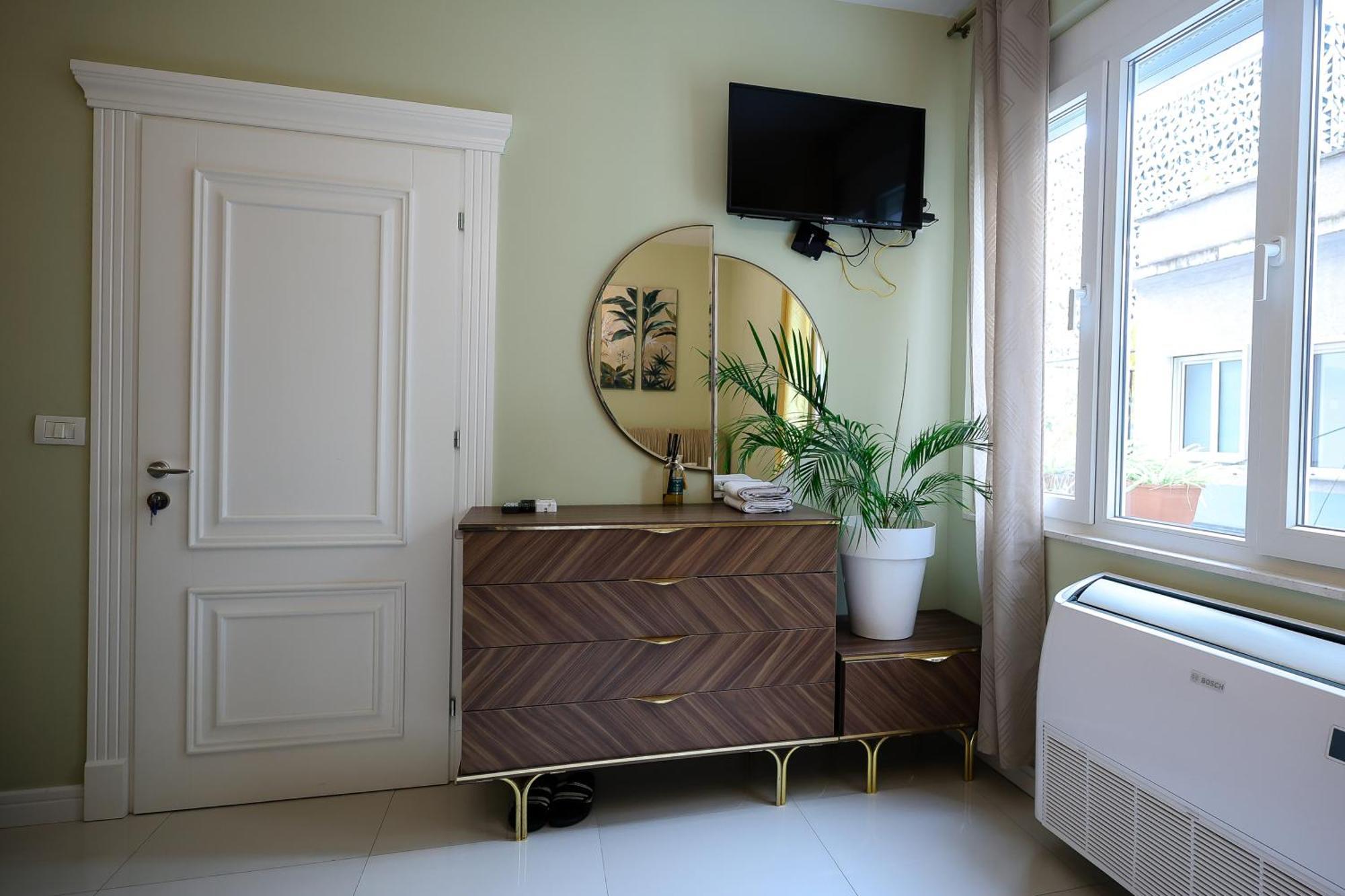 Noela'S Place Tirana Bagian luar foto